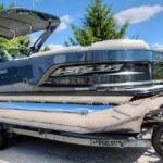 2021 Custom Avalon Excalibur Elite Windshield 27' Hebron, KY 41048 (Sold) on Pre Owned Boats For Sale